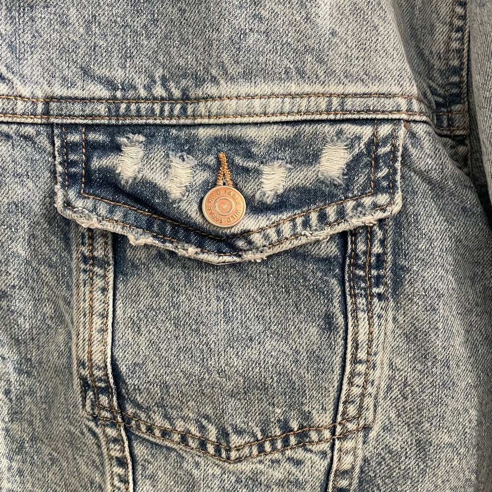 Wild Fable Light Blue Jean Jacket - Picture 2 of 5